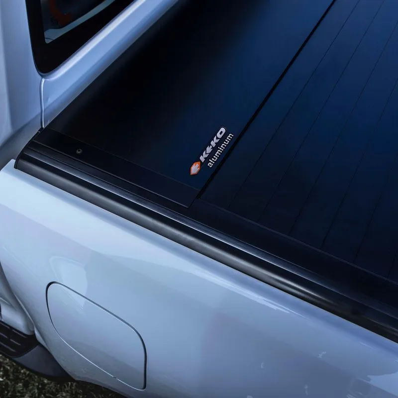 Tapa rígida retráctil automático - Hilux
